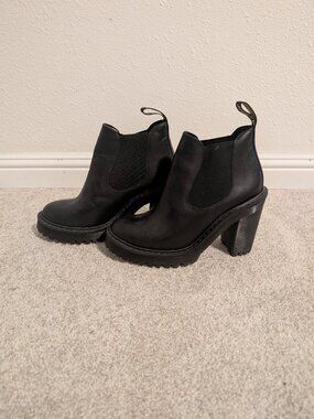 Dr. Martens Heeled Chelsea Boots — Black Leather | Size 7